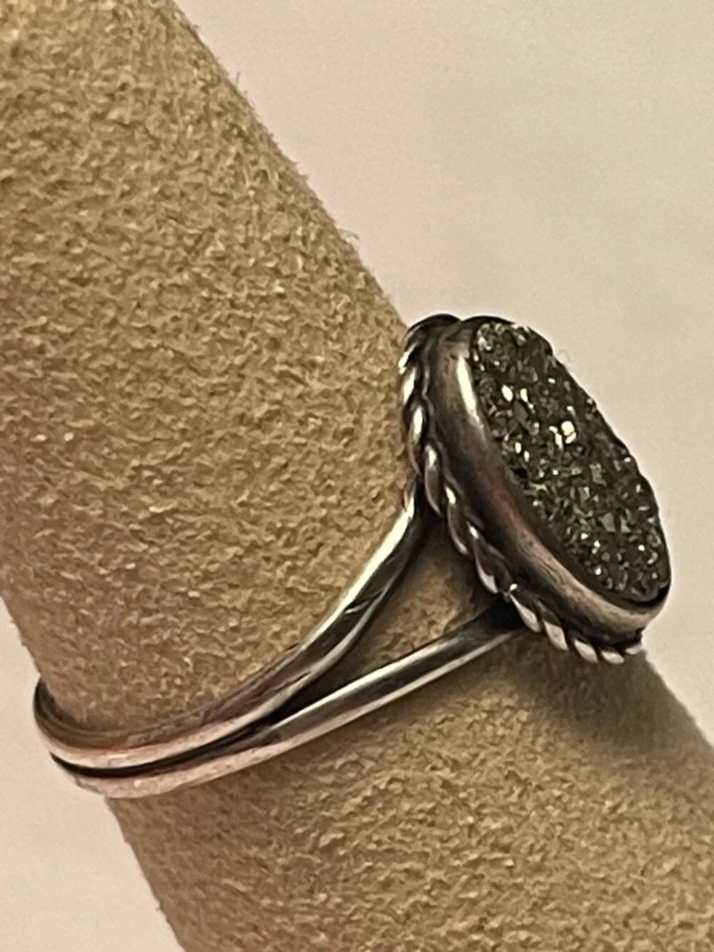 Vtg Druzy Pyrite Oval Ring With Silver Band Minimalist Style